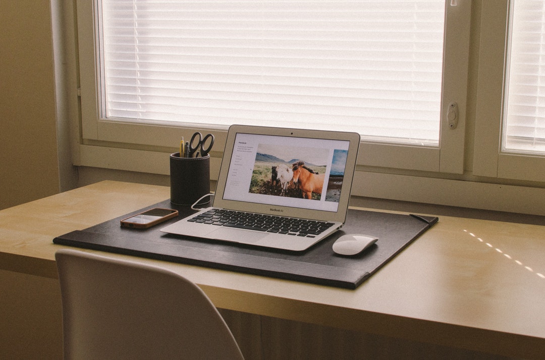 Best Laptop For Working From Home Creative Workz